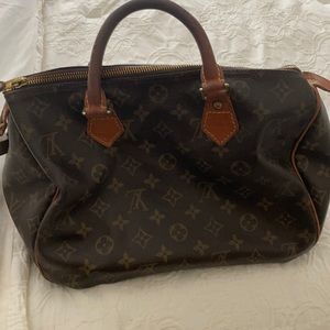 Louis Vuitton small bag
